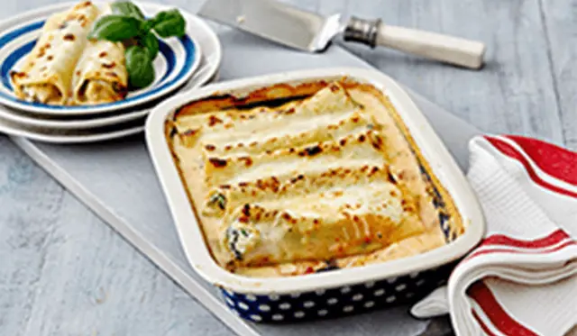 Spinach Cannelloni with Béchamel Sauce